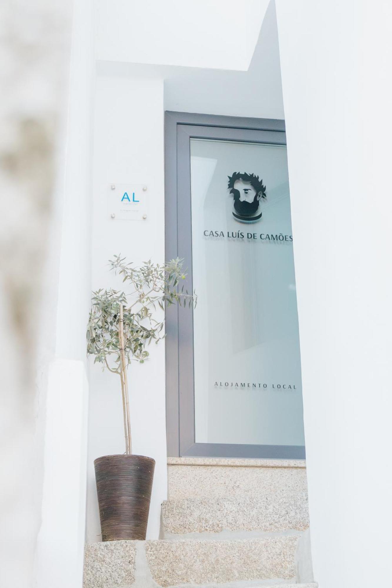 منزل الضيف Santar  في Casa Luis De Camoes - Boutique & Literary House المظهر الخارجي الصورة